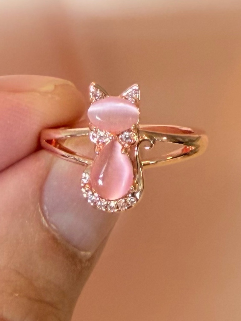 Cute Inlay Pink Synthetic Zircon Cat Ring. - Picture 3 of 8